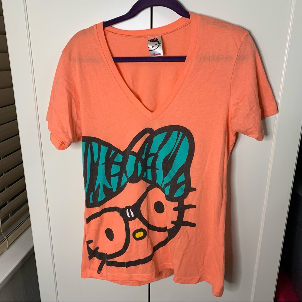 Junior’s Sanrio Hello Kitty Graphic T-Shirt